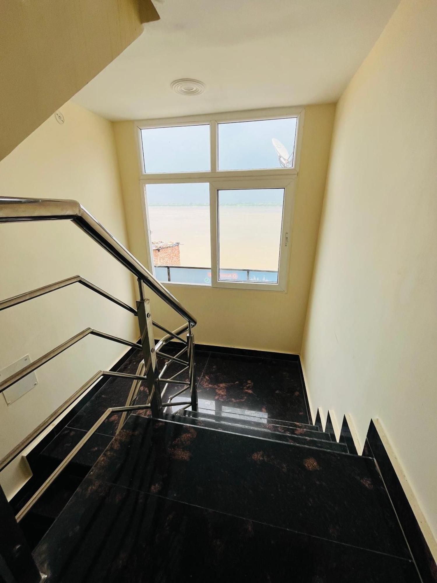 River View Paying Guest House バラナシ エクステリア 写真